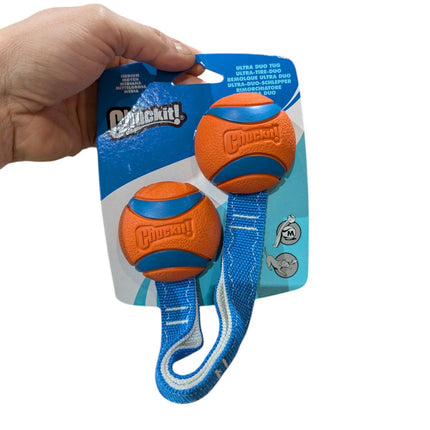 Chuckit Ultra Duo Tug – Robustes Ziehspielzeug mit Bällen