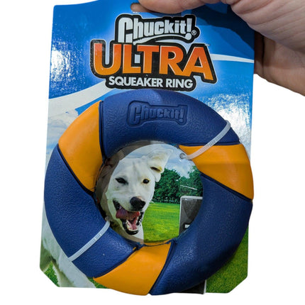 Chuckit Ultra Squeaker Ring – Stundenlanger aktiver Spielspaß