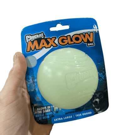 Chuckit Max Glow Ball Glow In The Dark - Leuchtender, nahezu unzerstörbarer Ball - verschiedene Größen