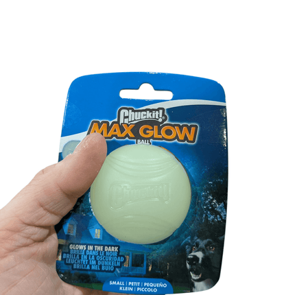 Chuckit Max Glow Ball Glow In The Dark - Leuchtender, nahezu unzerstörbarer Ball - verschiedene Größen